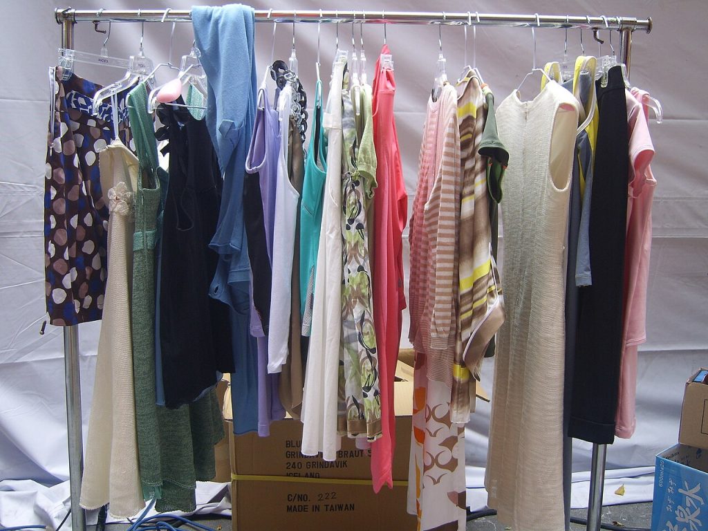 2008 Taipei In Style - Outdoor Fashion Show: A Clothing Rack With Clot