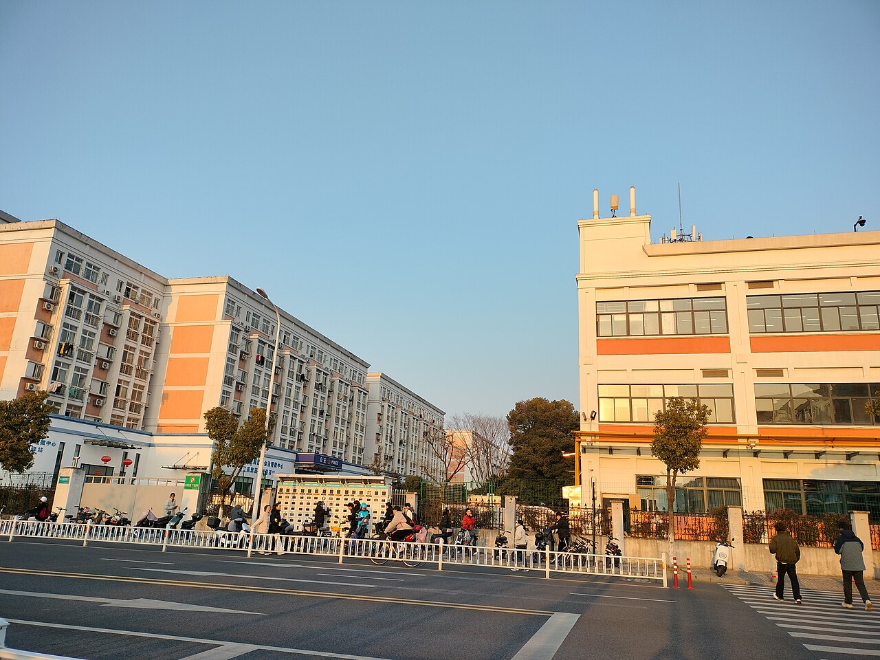 ​滨江高教园生活区 — Education | RESIMLAND