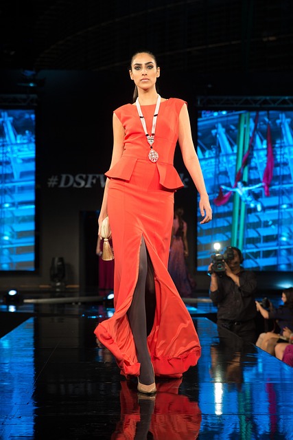 Fashion Show Fashion Catwalk Model — Fashion & Apparel | RESIMLAND