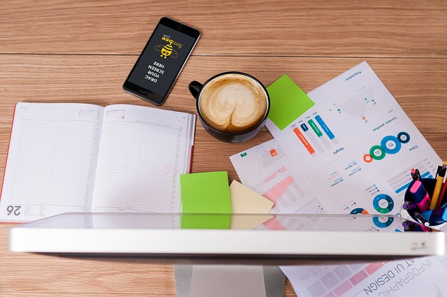 Freelancer Apple Imac Iphone — Business | RESIMLAND
