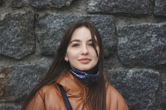 Girl Portrait Model Brunette — Fashion & Apparel | RESIMLAND