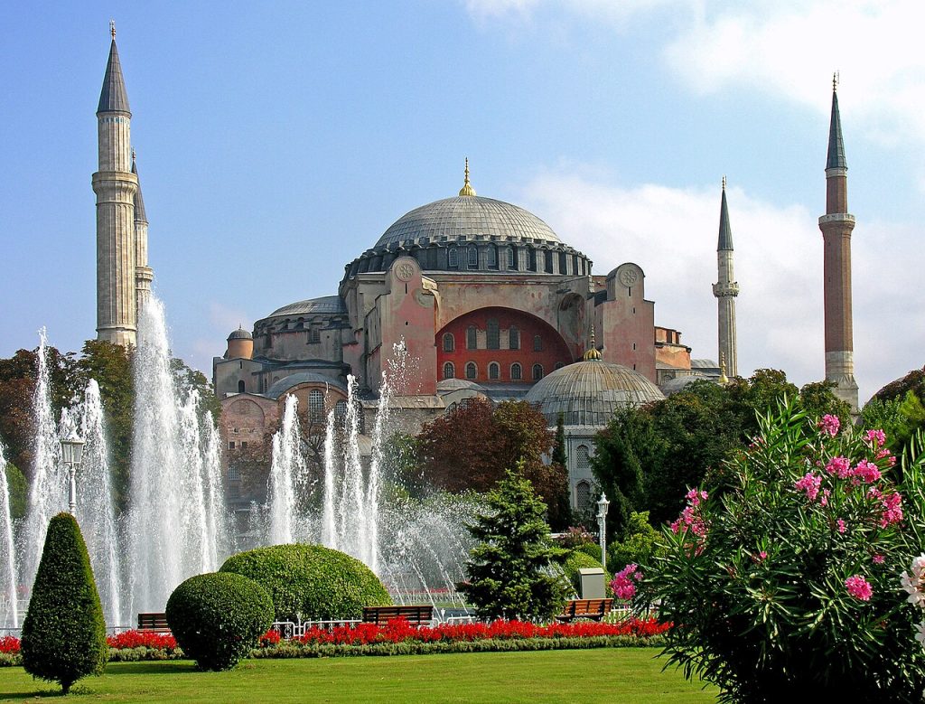 Hagia Sophia Built As The New Cathedral Of Constantinople By The Emper — Home & Living | RESIMLAND