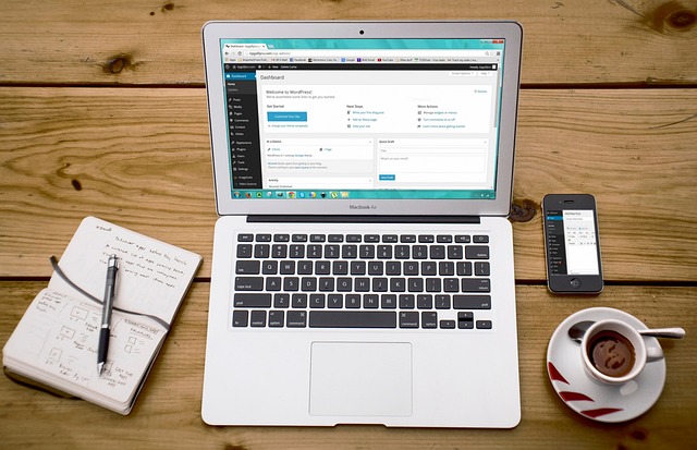 Laptop WordPress WordPress Design Smartphone — Business | RESIMLAND