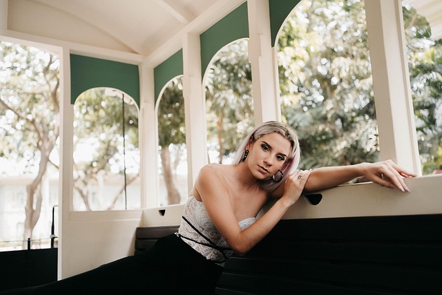 Lifestyle Chica Model Portrait — Photography | RESIMLAND